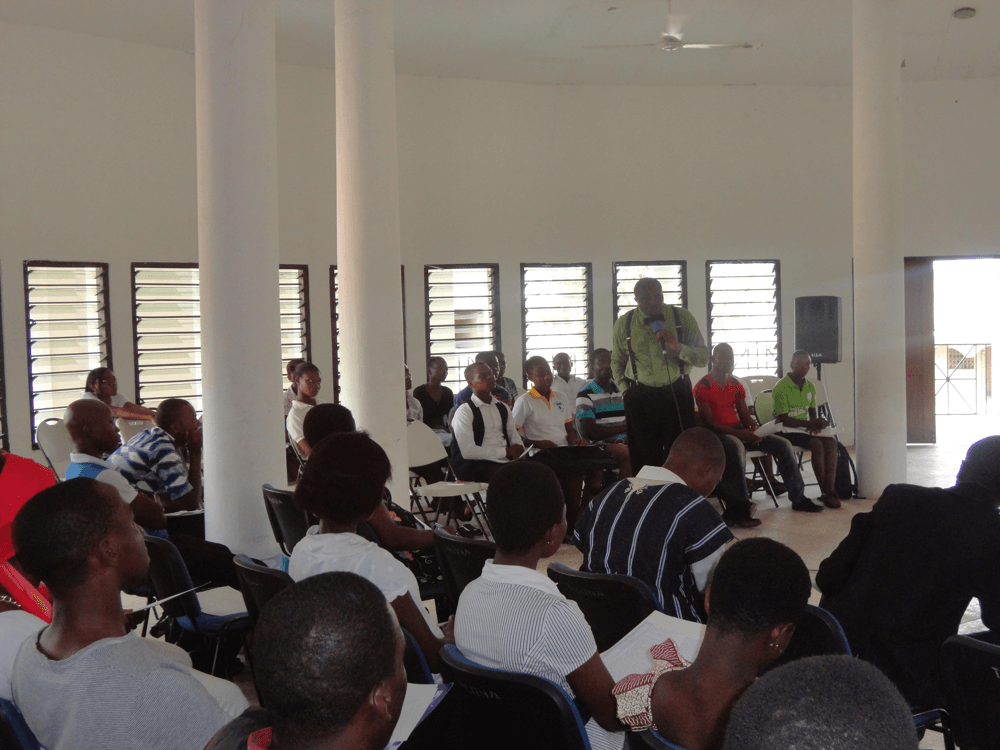 Reverend Olusegun Obafemi in a training seminar